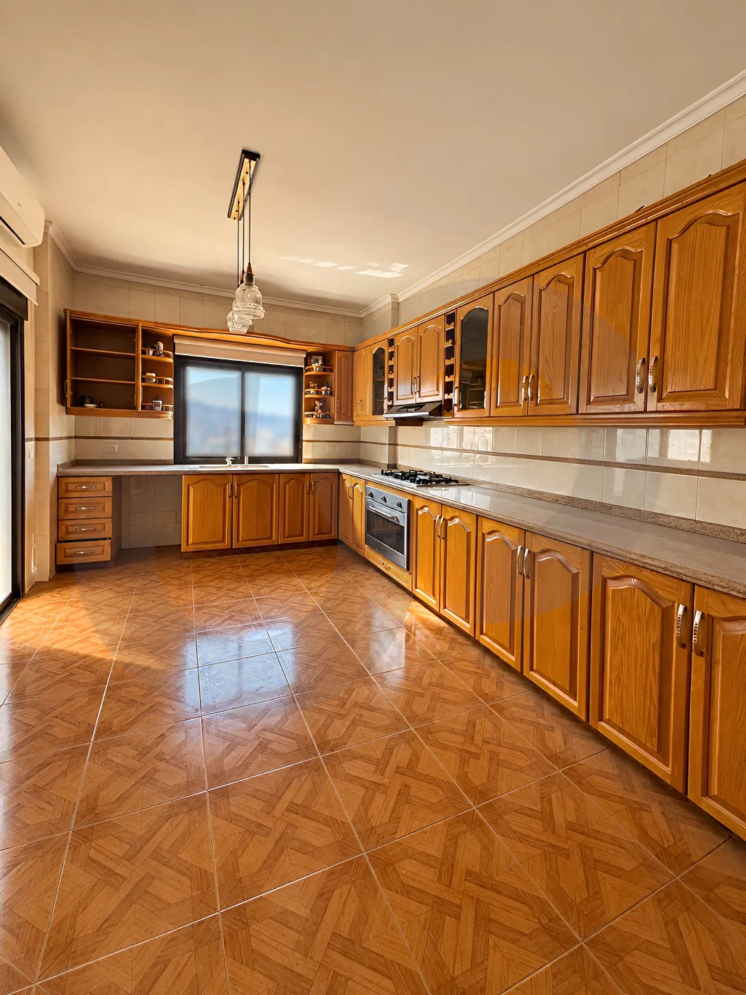 Apartment for Sale in Haret Sakher