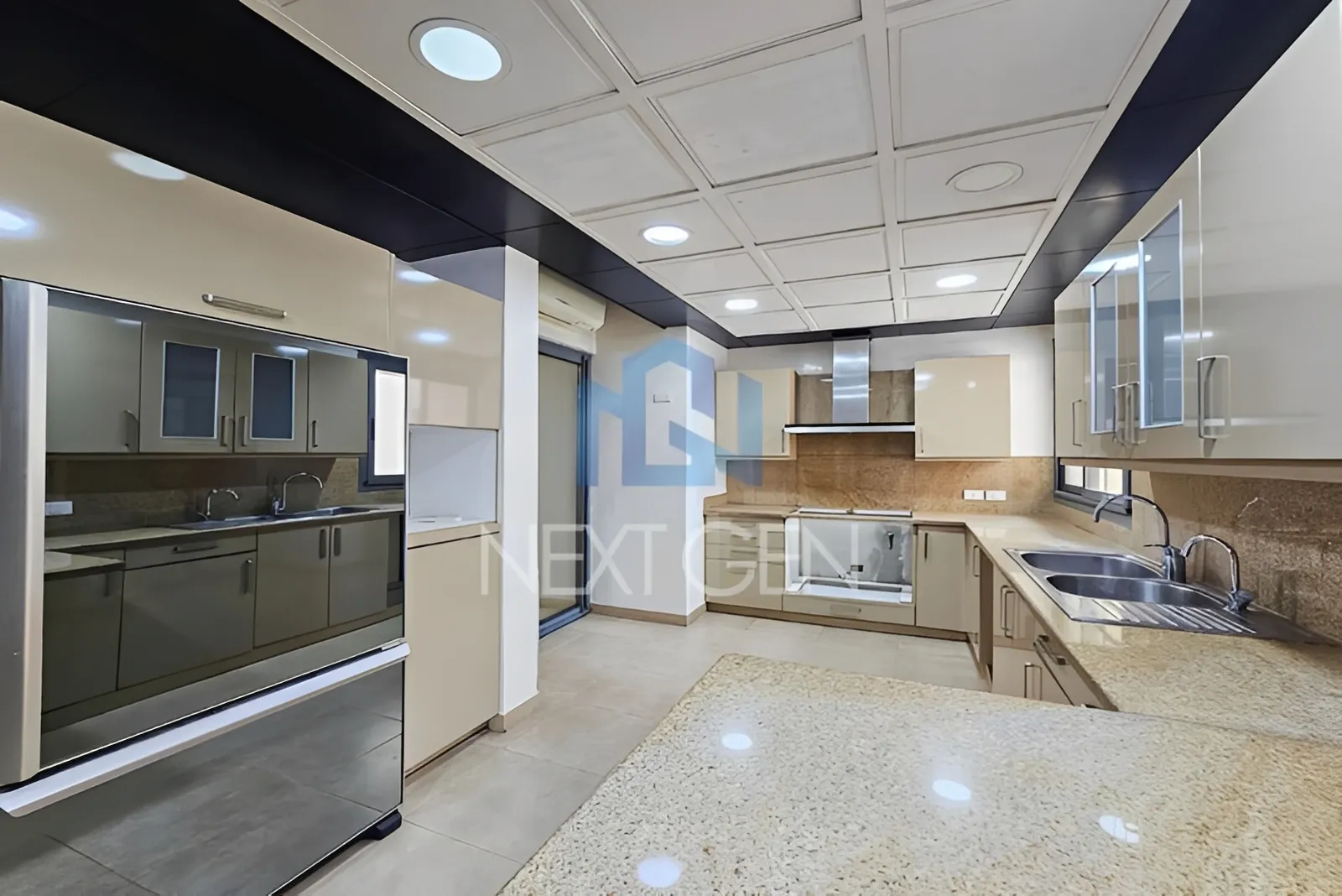 Apartment for Sale in Ras Beirut,