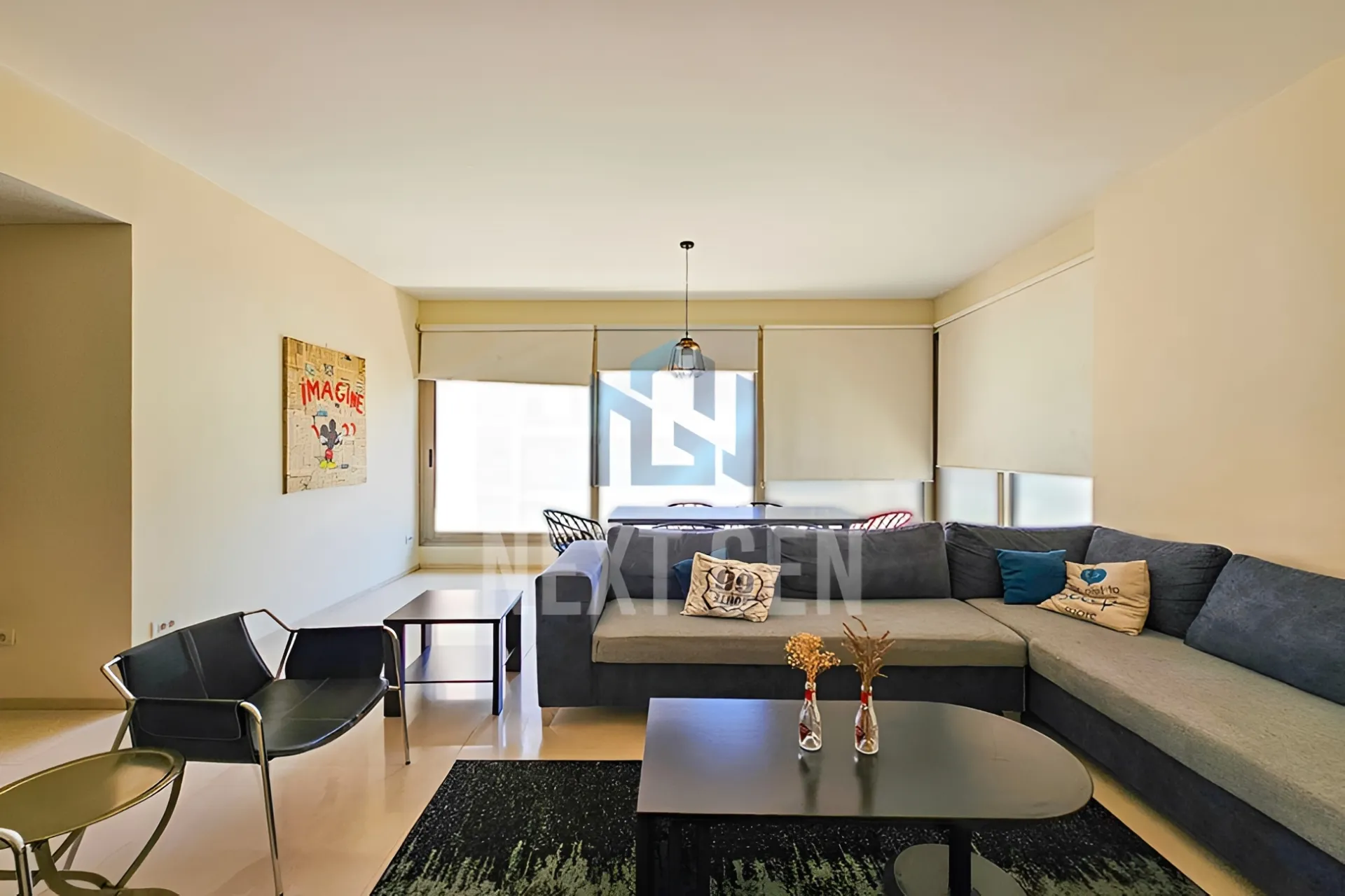 Apartment for rent in Ain Al Mraiseh, Beirut, Lebanon - 3 bed, 4 bath