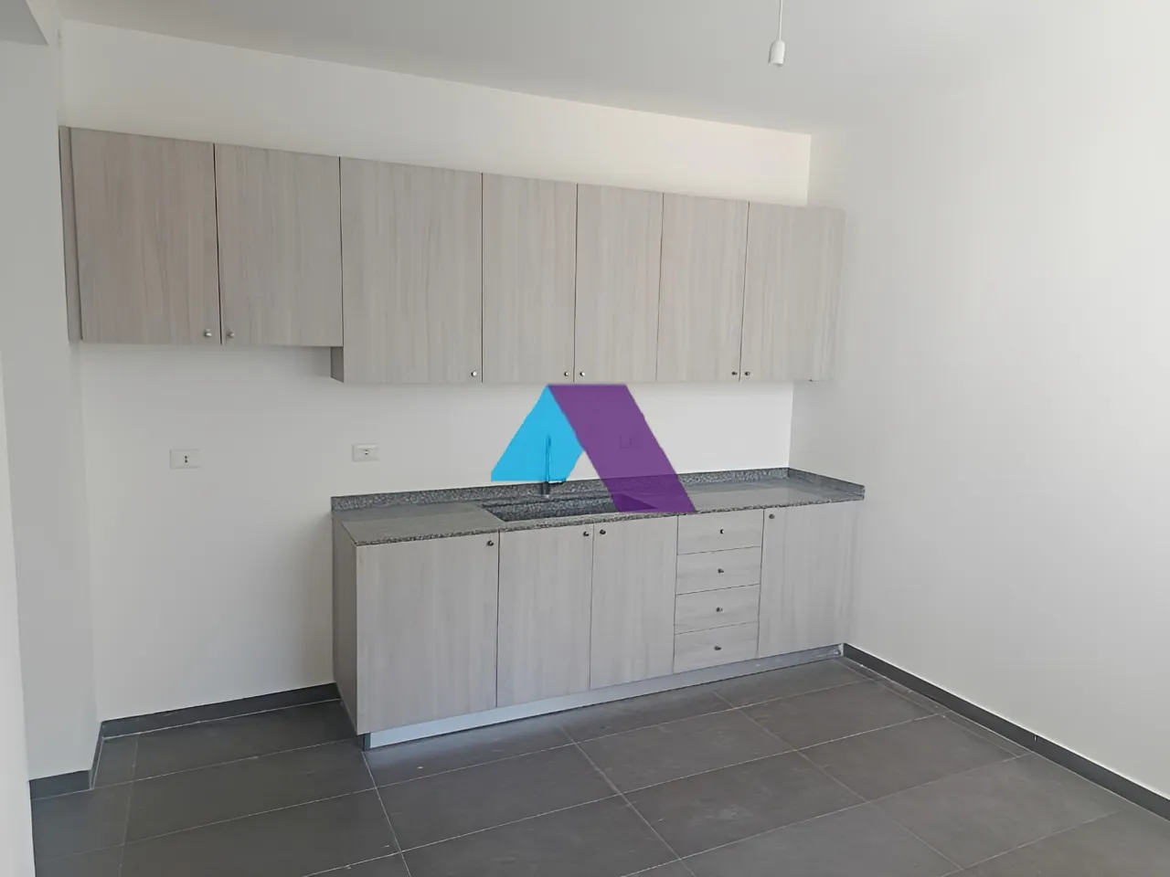 Apartment for Sale in Ain el remmeneh, baabda
