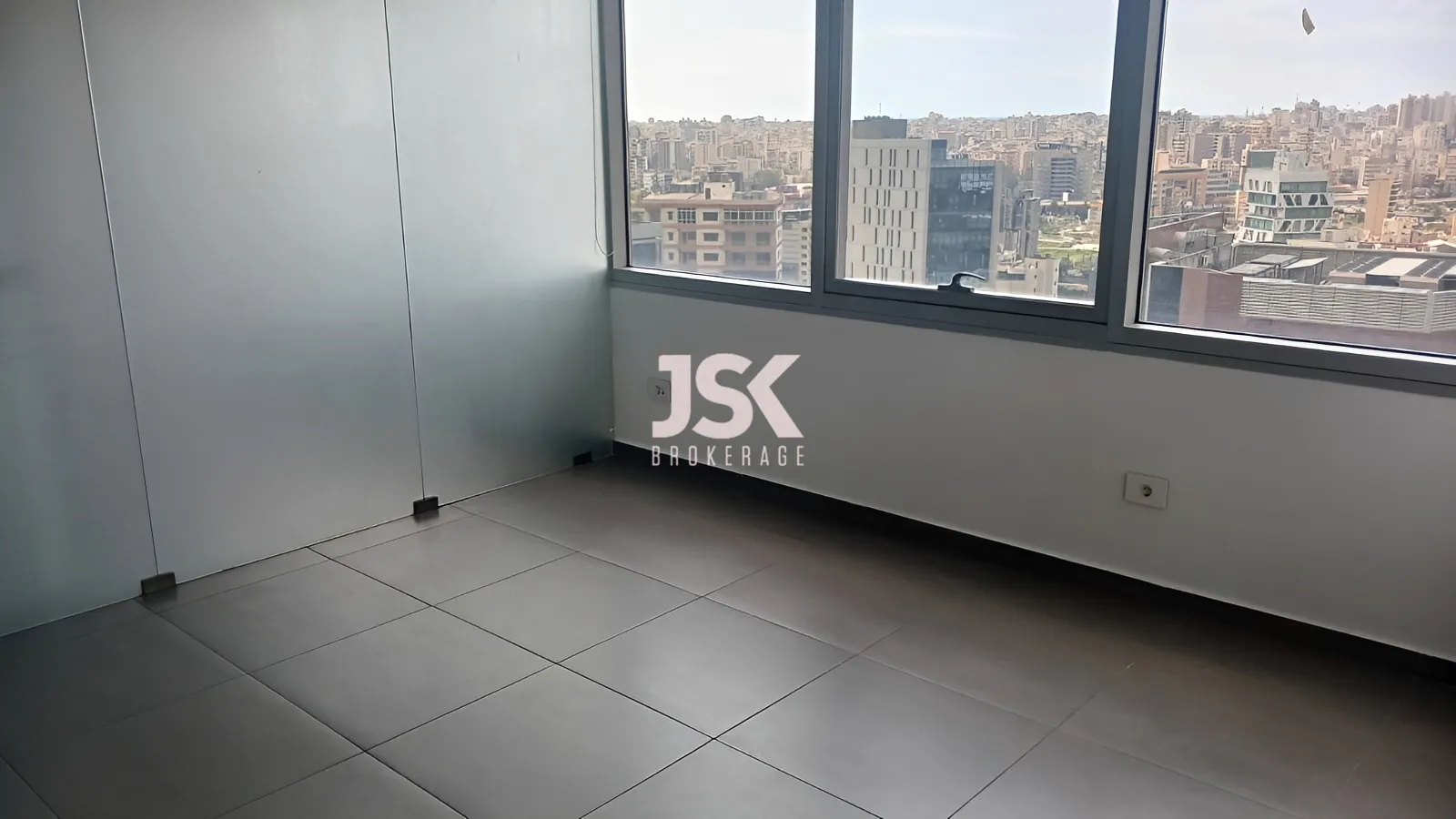 Office for Rent in Sin El Fil