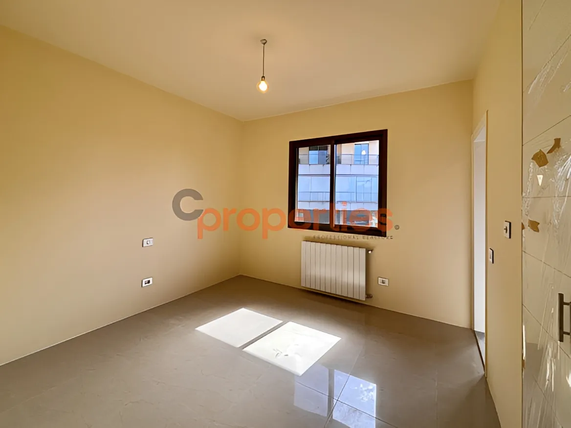 Apartment for Sale in Jouret El Ballout
