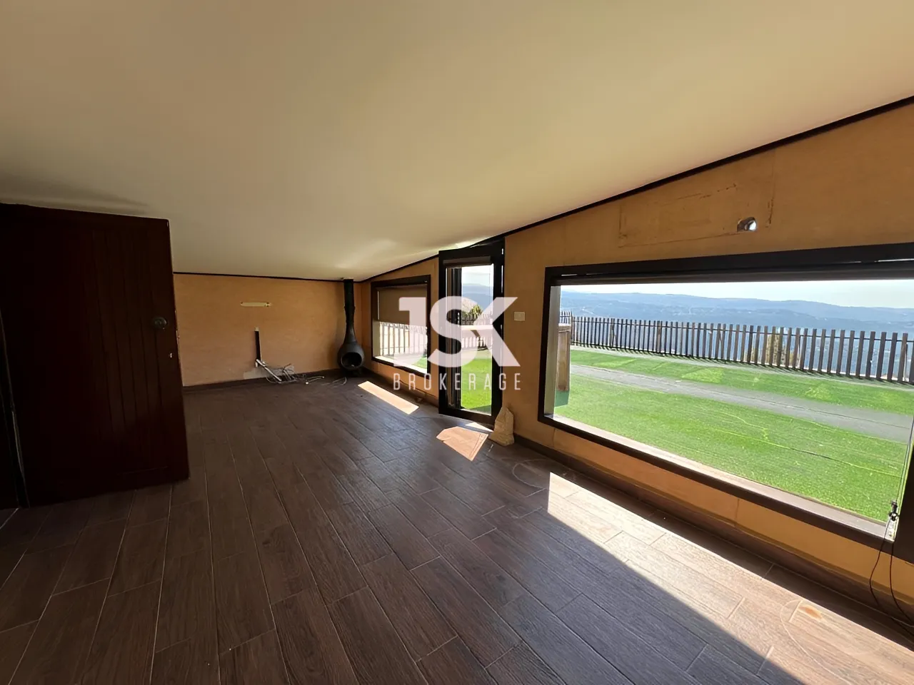 Villa for Sale in Baabdat