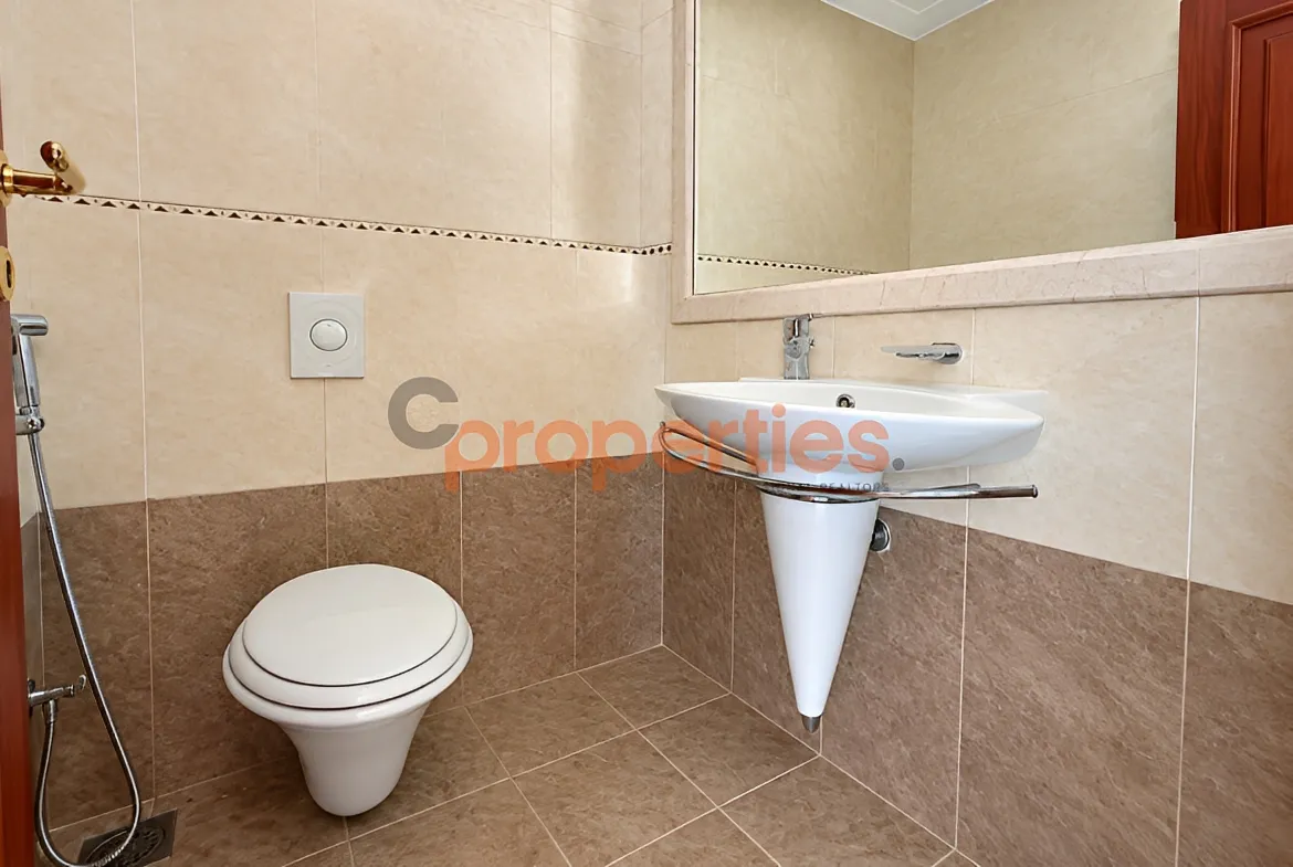 Apartment for Sale in Ramlet El Baida