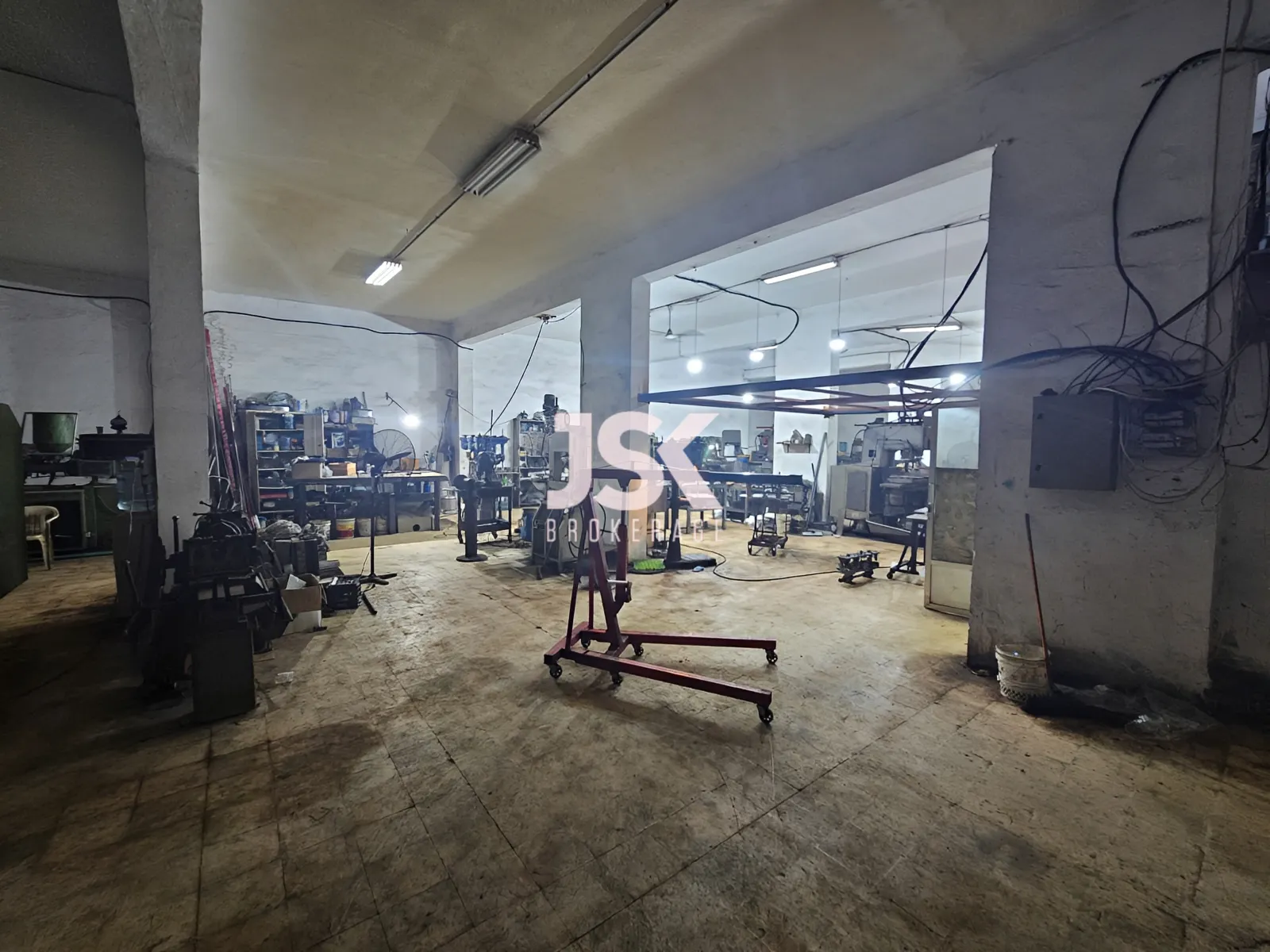 Warehouse for Sale in Fanar
