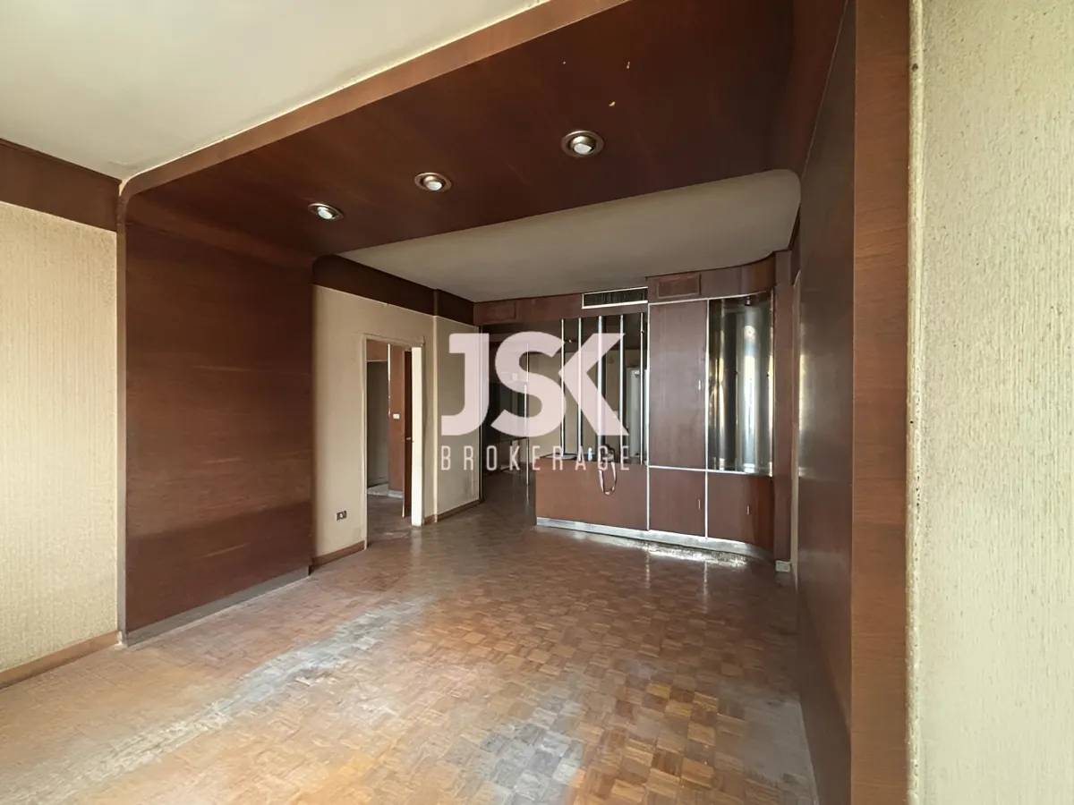 Office for rent in Badaro