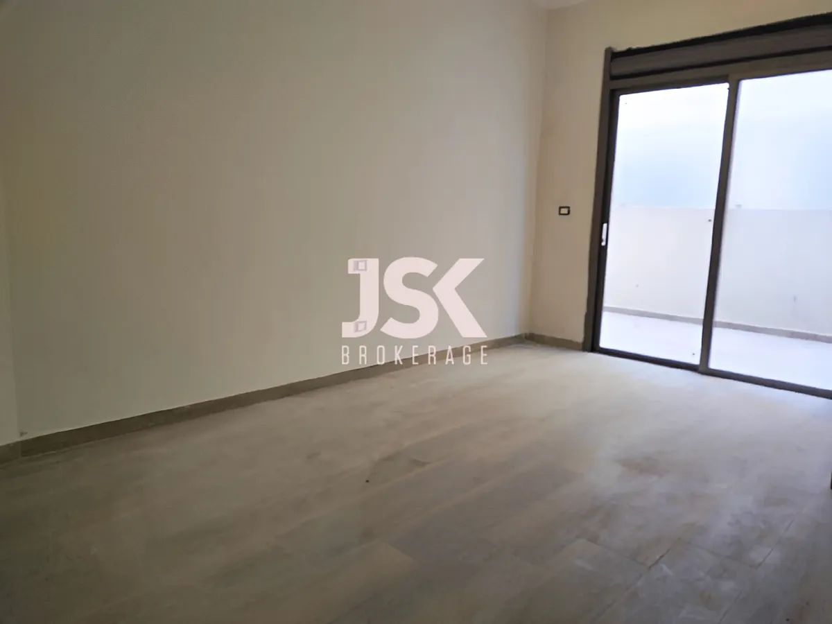 Apartment for Sale in Ballouneh, Lebanon