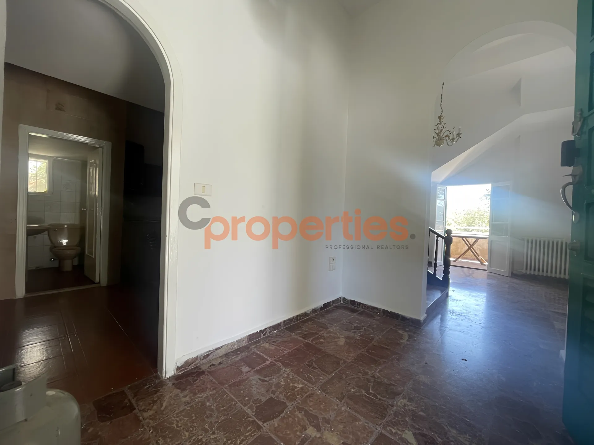 House for Sale in Ajaltoun - 4 bath