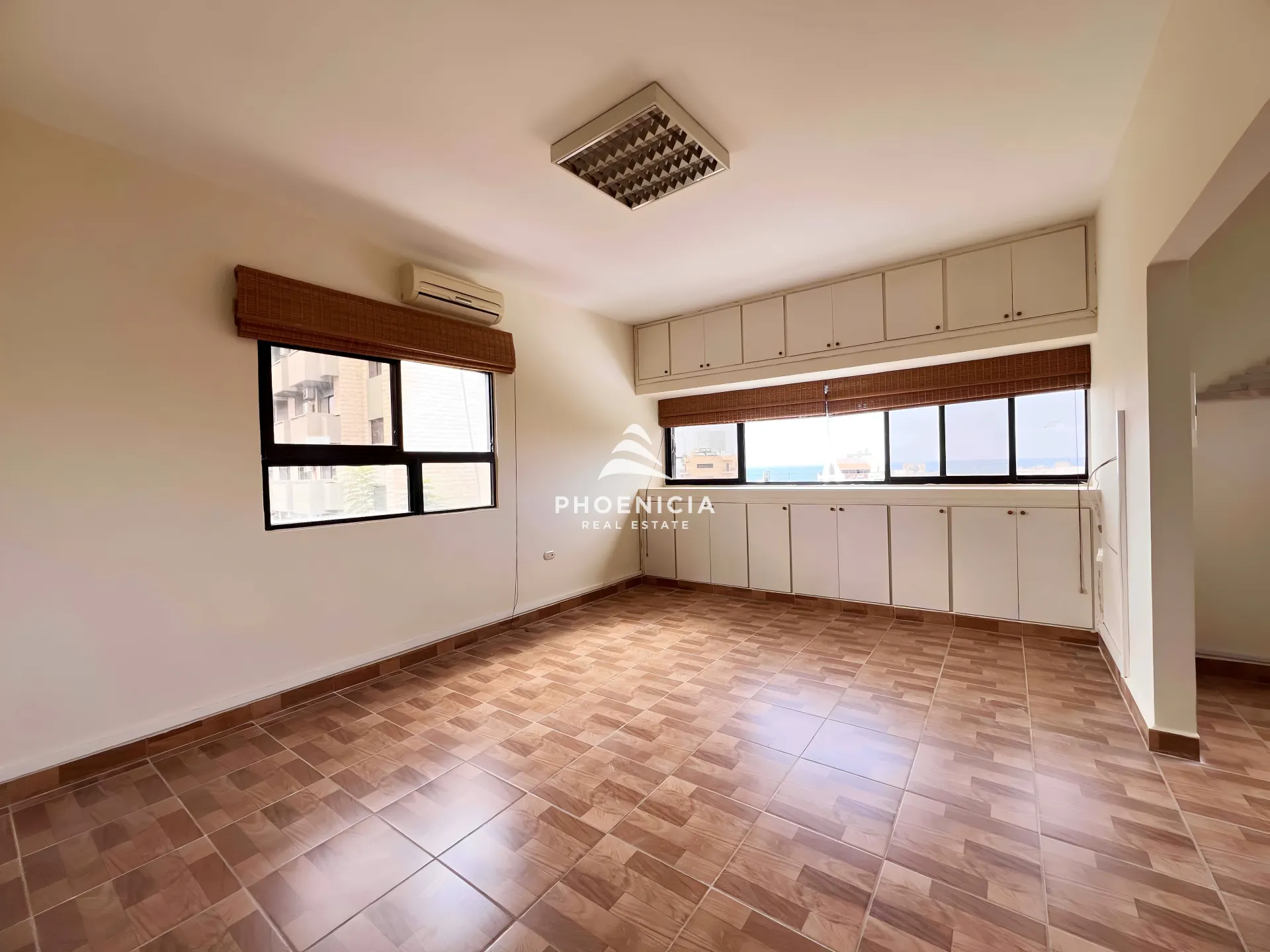 Office for rent in Byblos