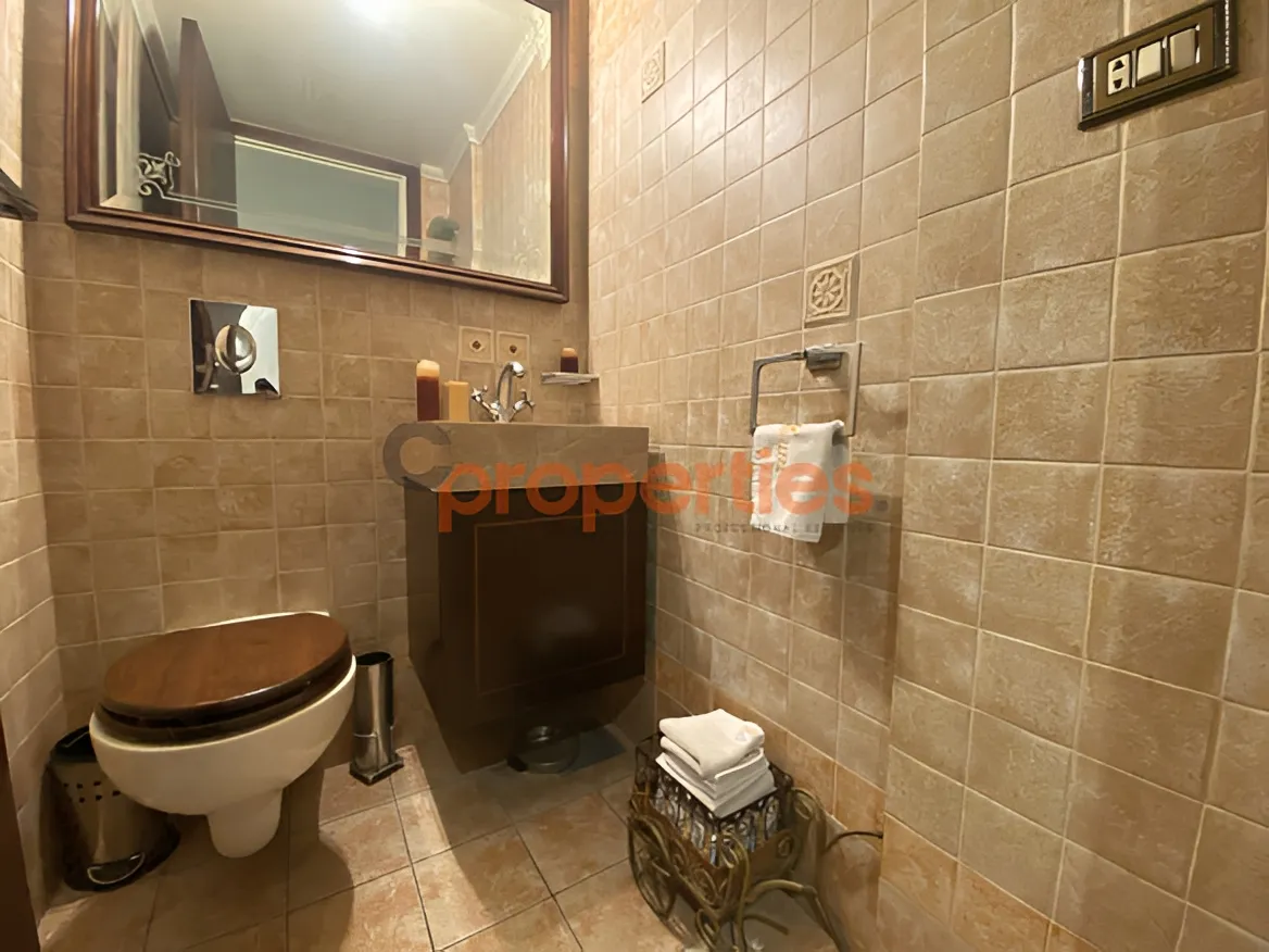 Apartment for Sale in Bqennaya