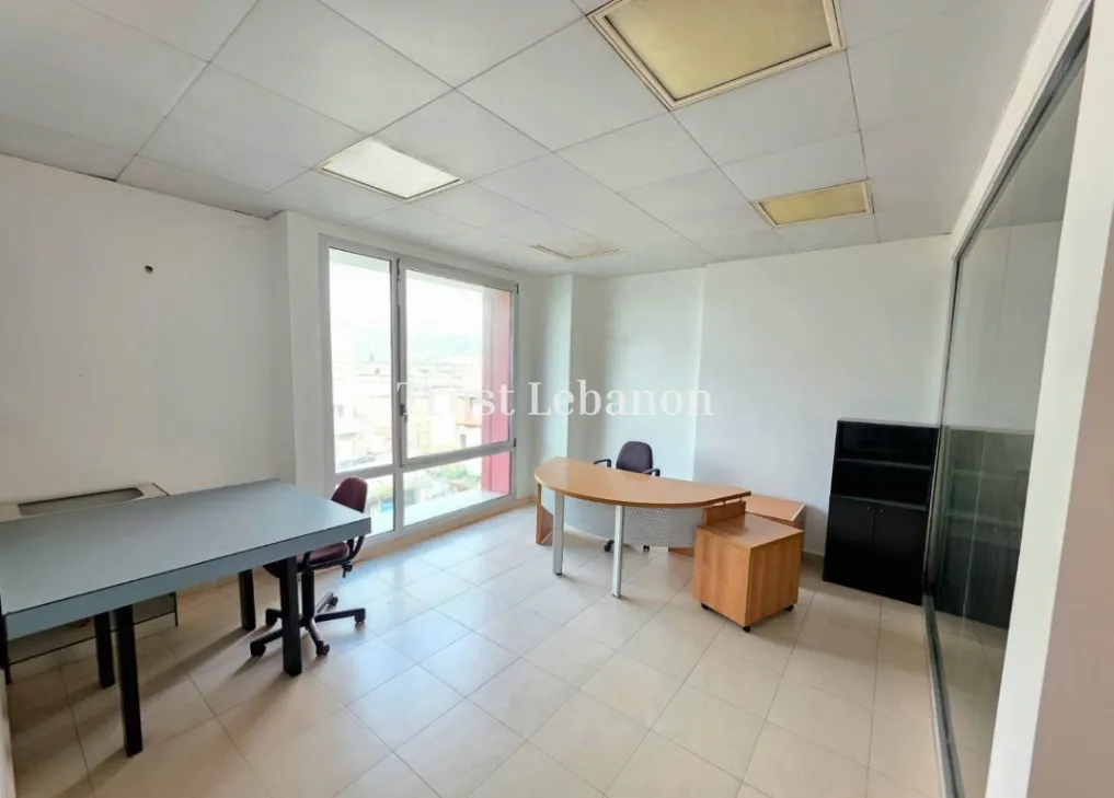 Office for rent in Mkalles, Lebanon