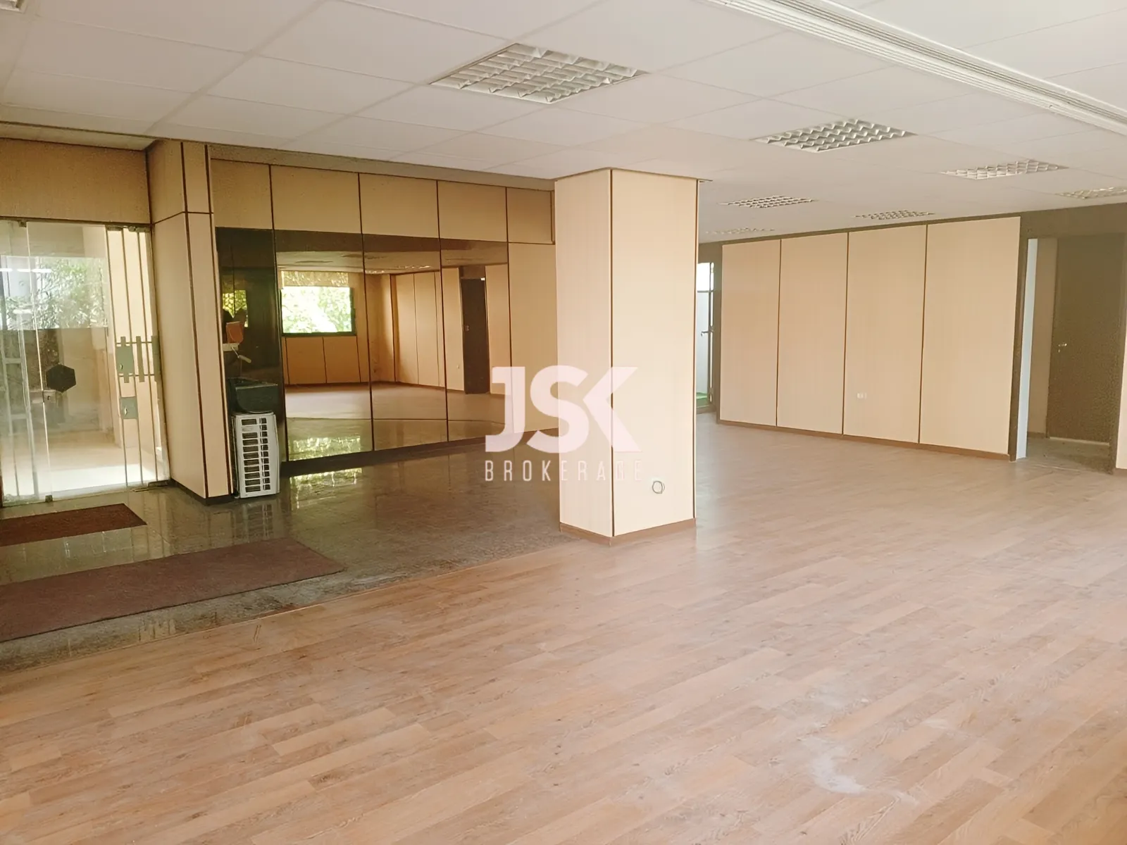 Office for Sale in Jounieh