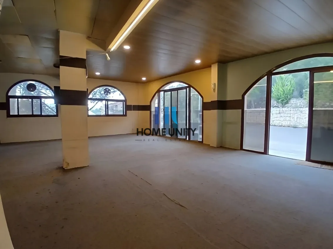 Warehouse for rent in Baisour