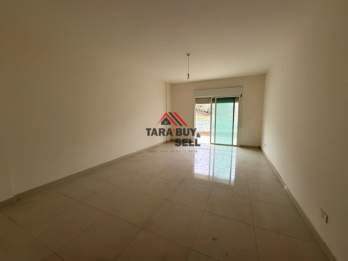 Apartment for Sale in Aamchit, Lebanon - 3 bed, 2 bath