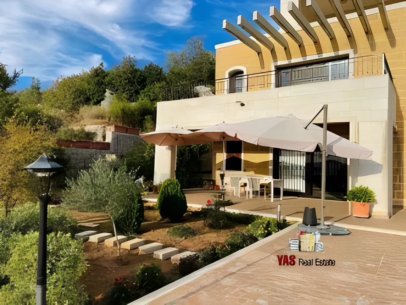 Villa for Sale in Kfar Hbab