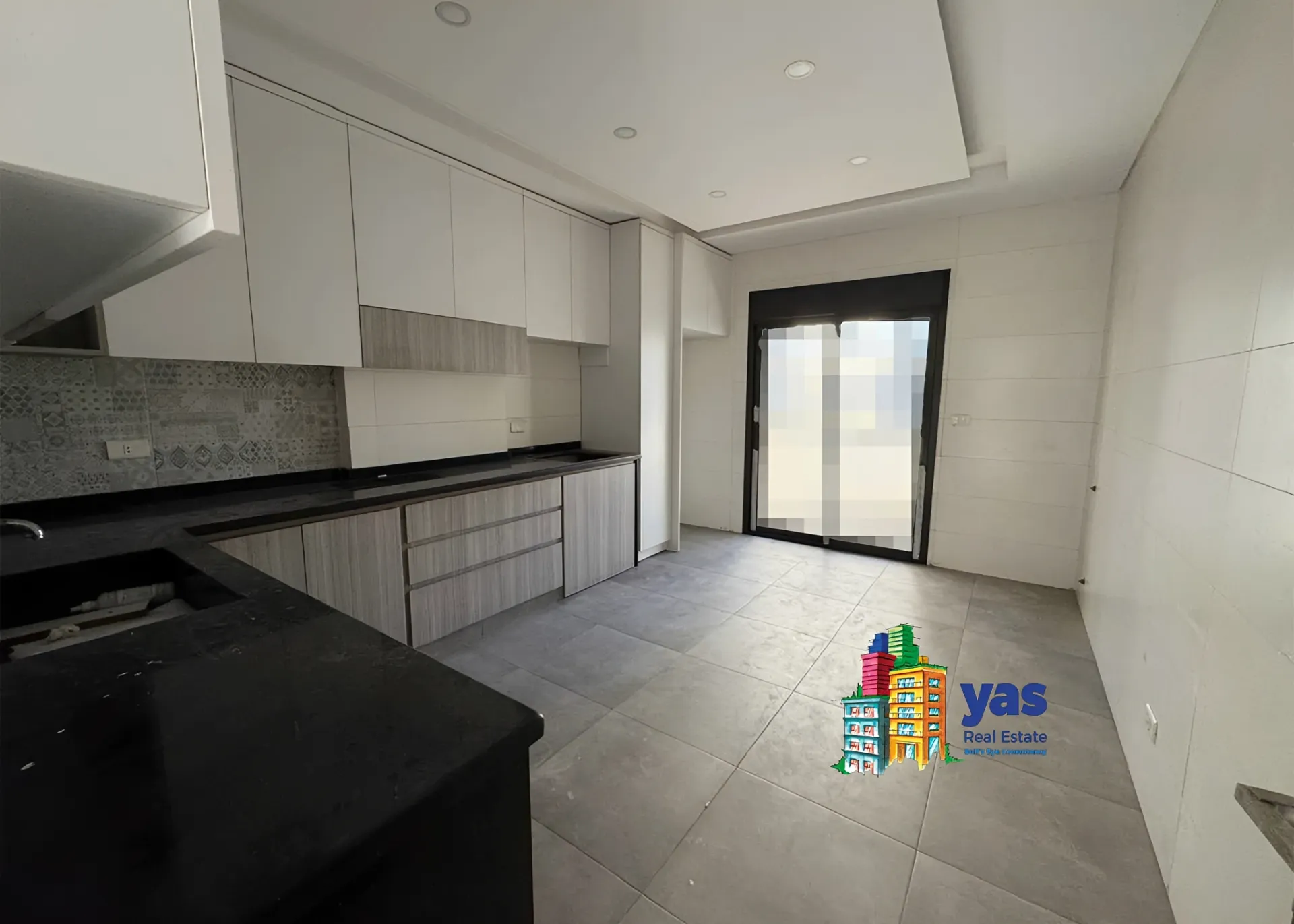 Apartment for Sale in Adonis