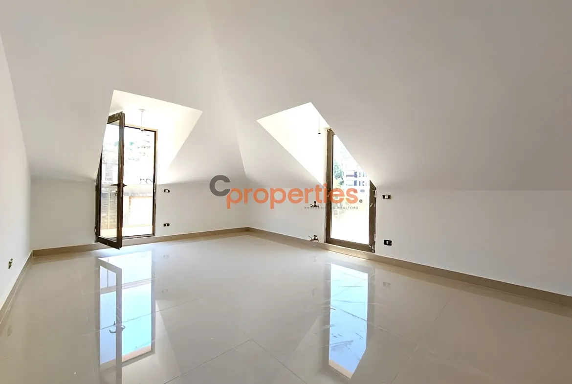 Apartment for Sale in Jouret El Ballout
