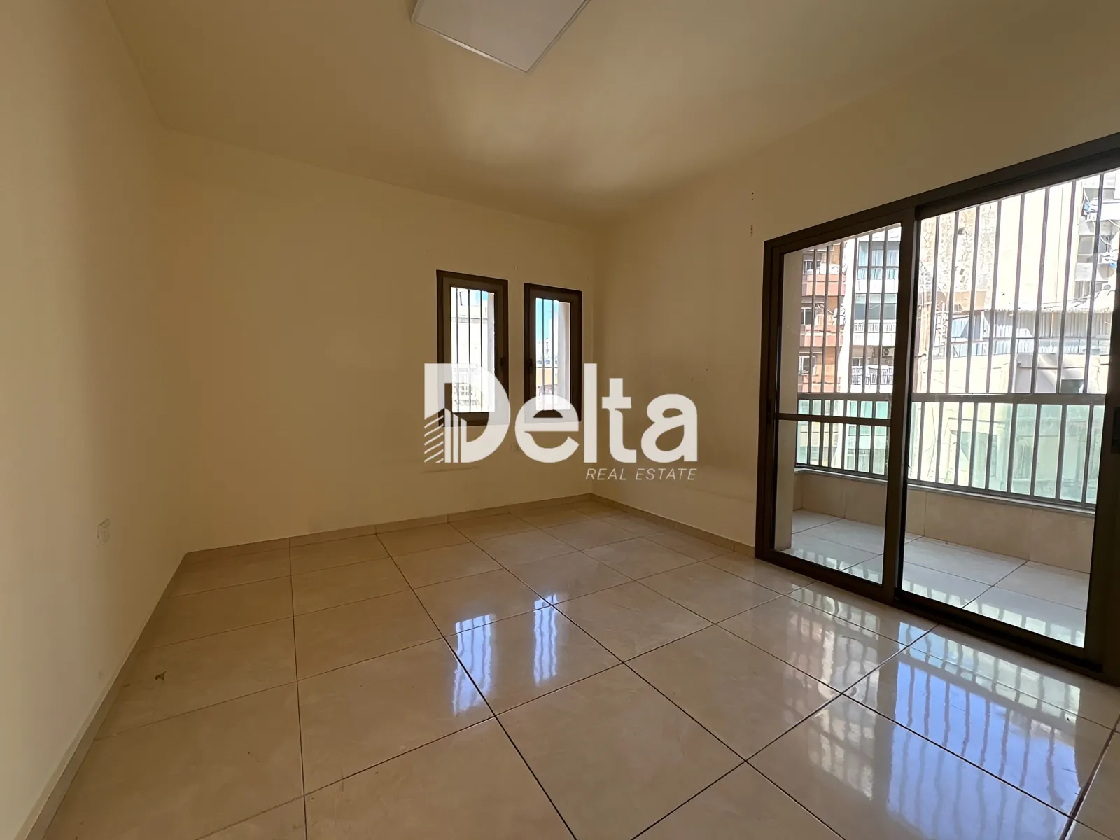 Apartment for rent in Zarif, beirut, lebanon - 3 bed, 4.0 bath