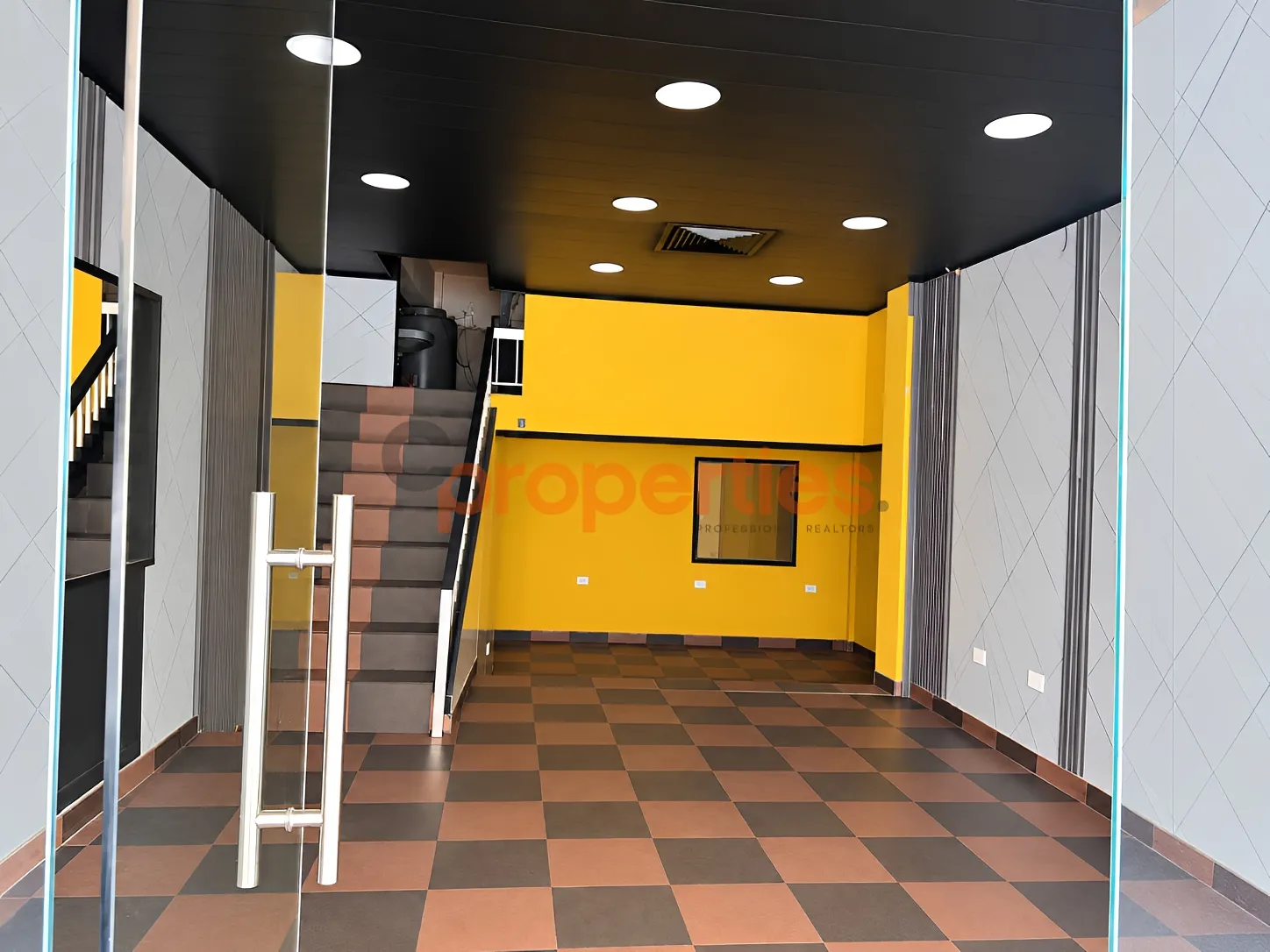 Shop for Sale in Geitawi