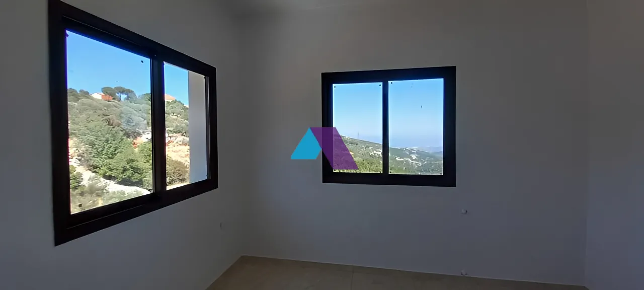Villa for Sale in Assia