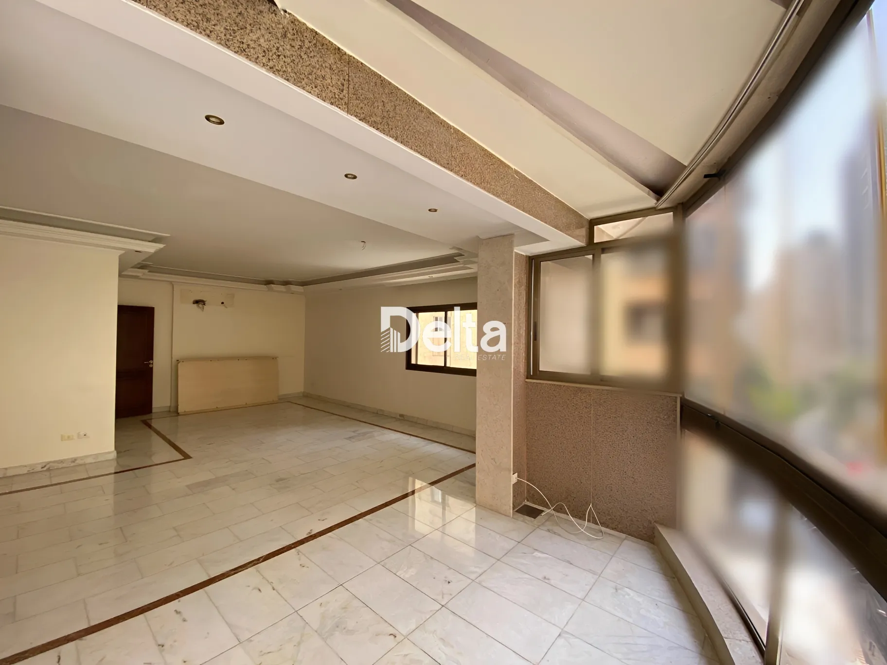 Apartment for rent in Tallet El Khayyat, Bayrut, Lebanon - 3 bed, 4 bath