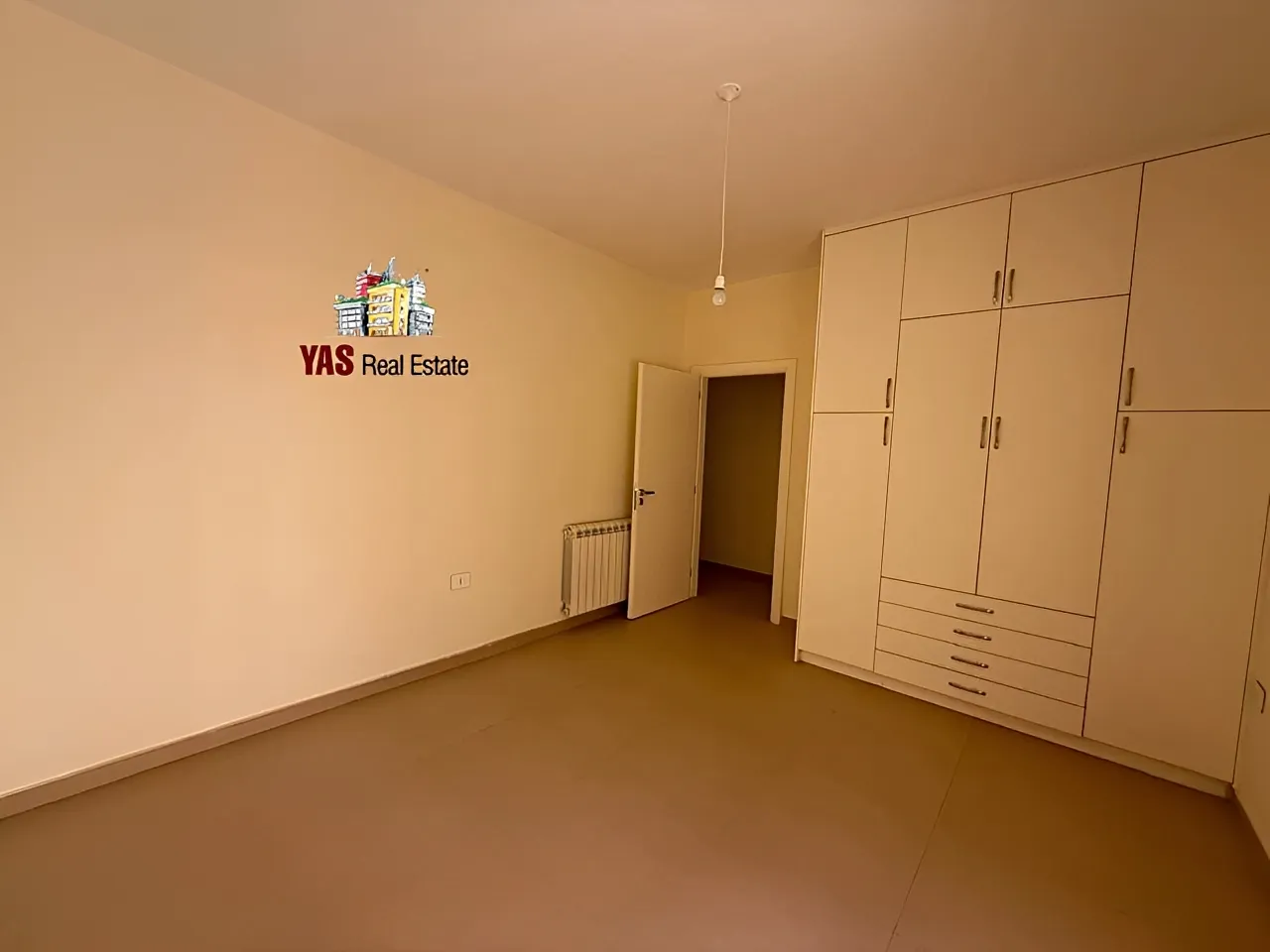 Apartment for Sale in Ballouneh - 5 bed, 6 bath
