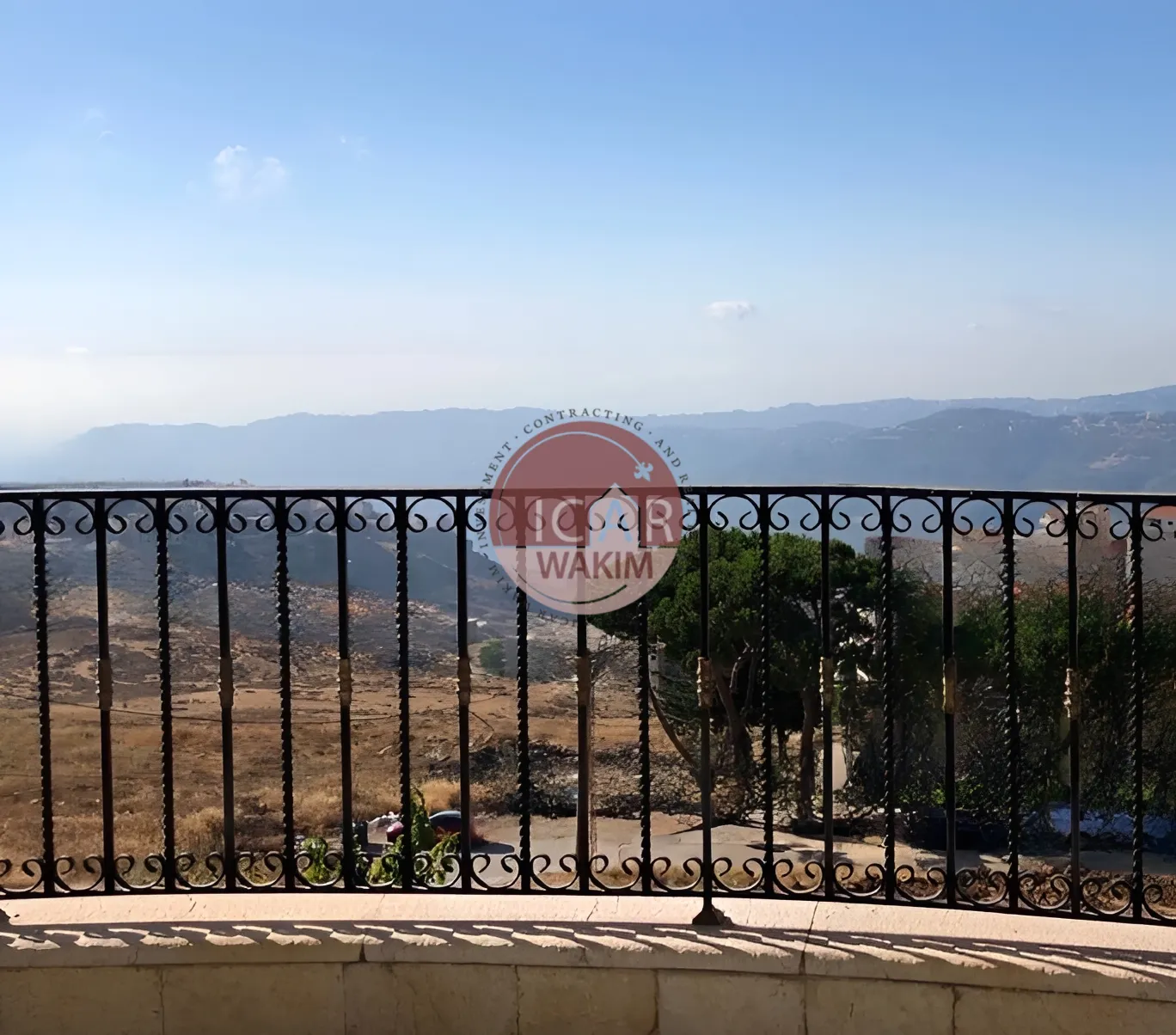 Villa for sale in Bhamdoun