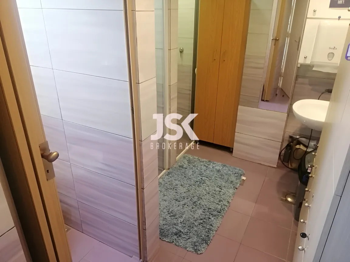 Office for Rent in Achrafieh