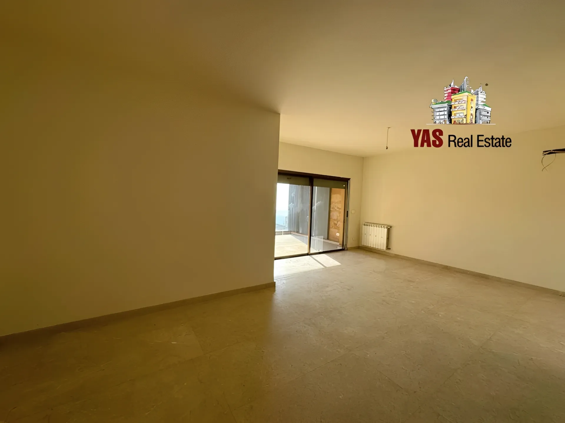 Apartment for Sale in Ballouneh - 3 bed, 4 bath