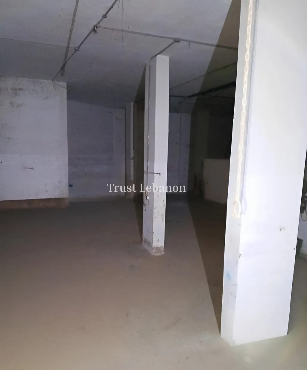 Warehouse for sale in Baouchriyeh, Lebanon