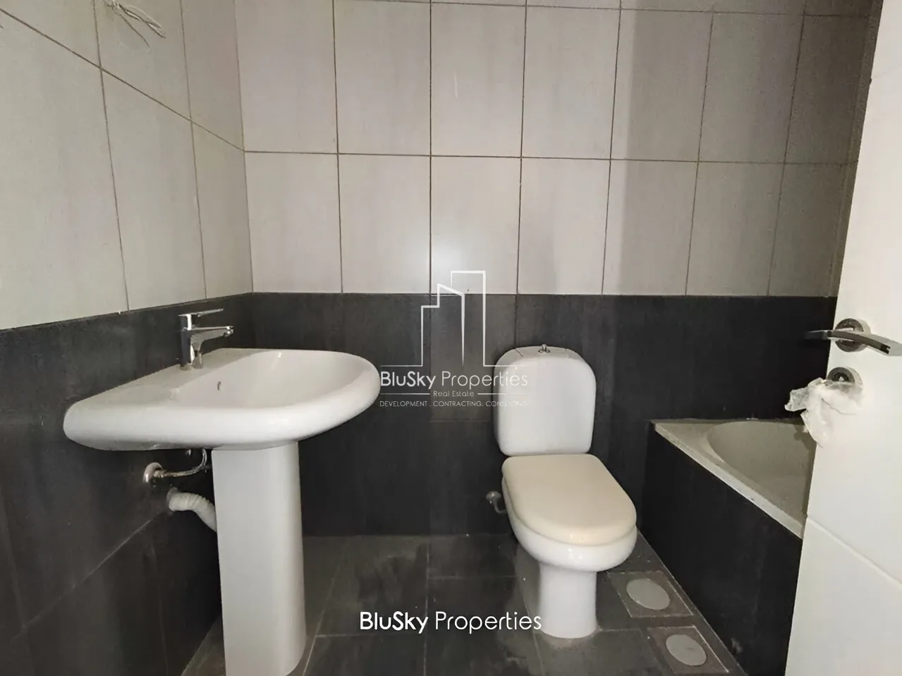 Apartment for Sale in Okaibe
