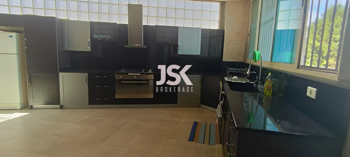 Villa for rent in Kfour