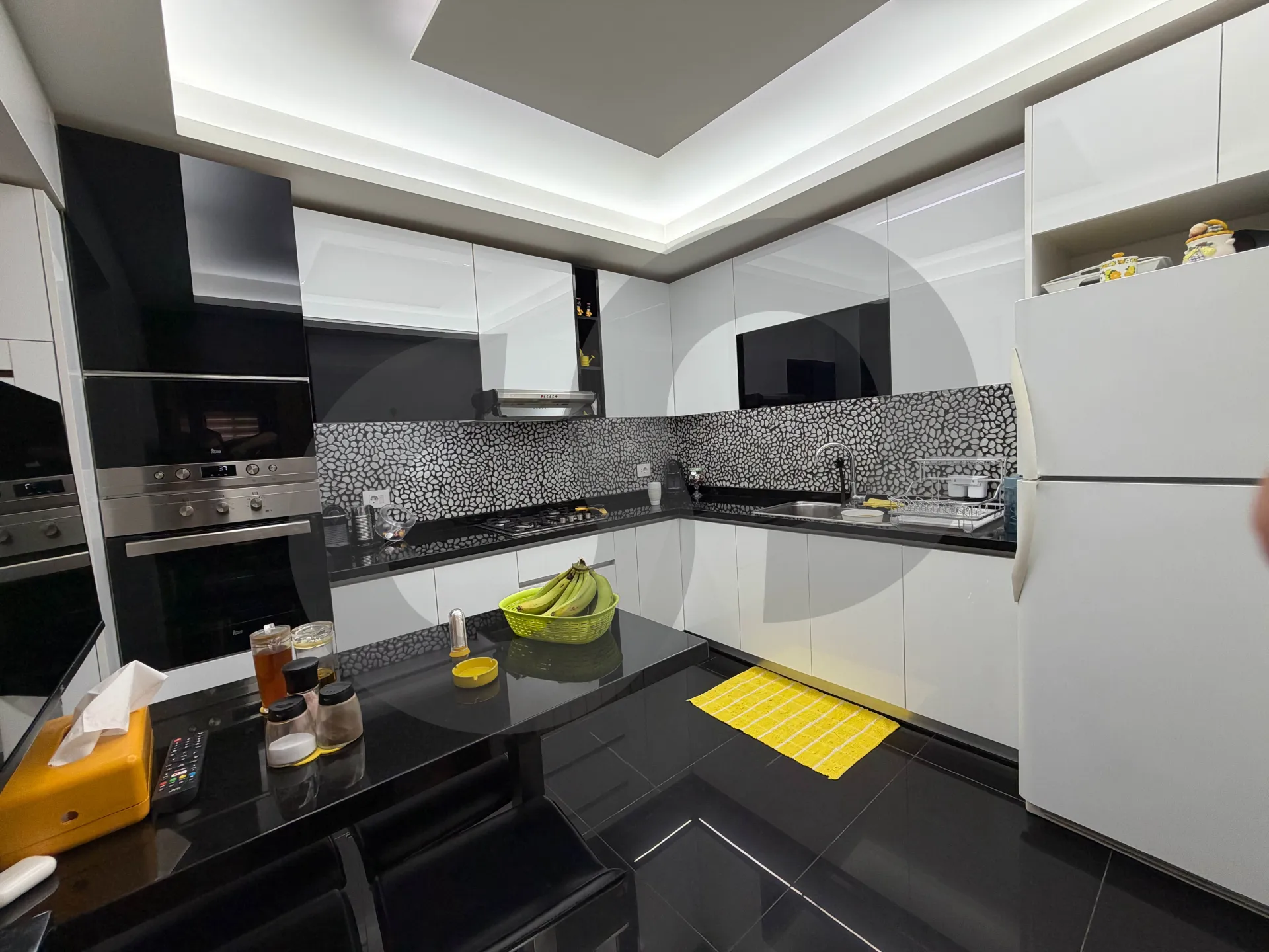 Apartment for Sale in Mansourieh - 3 bed, 2 bath