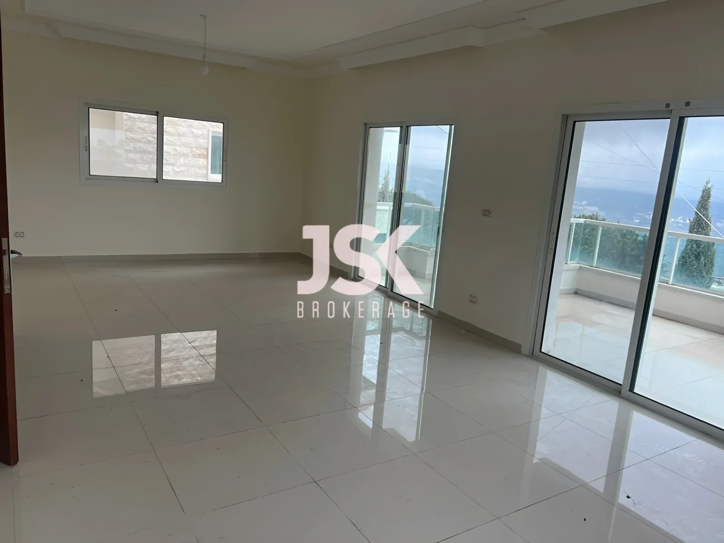 Apartment for sale in Bhamdoun, Lebanon - 3 bed, 3 bath