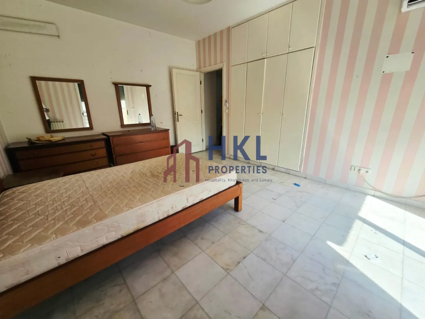 Apartment for rent in Hamra, Beirut, Lebanon