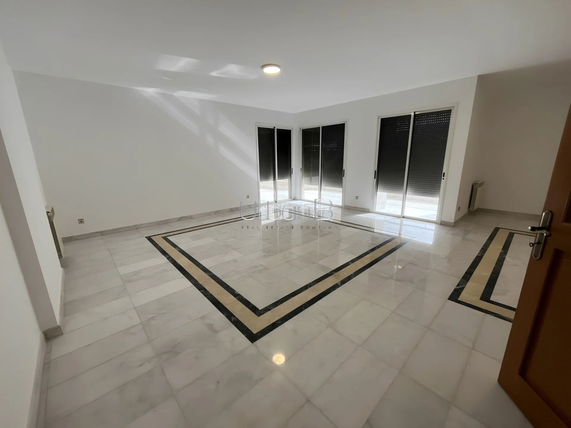 Residential in Hamra, beirut, lebanon - 3 bed, 3.0 bath