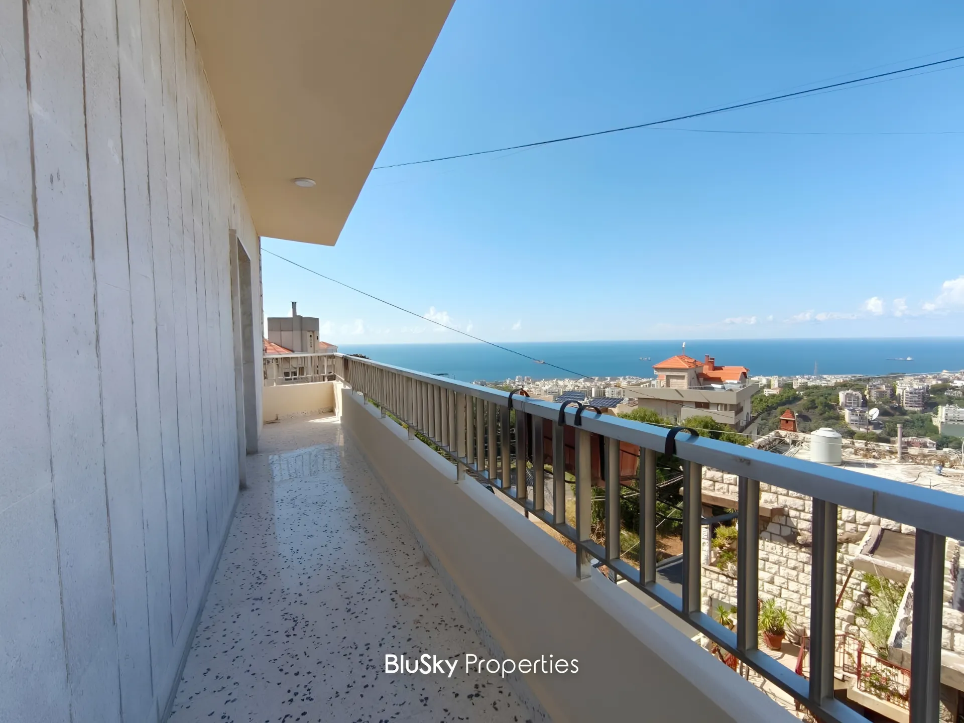 Apartment for rent in Mtayleb