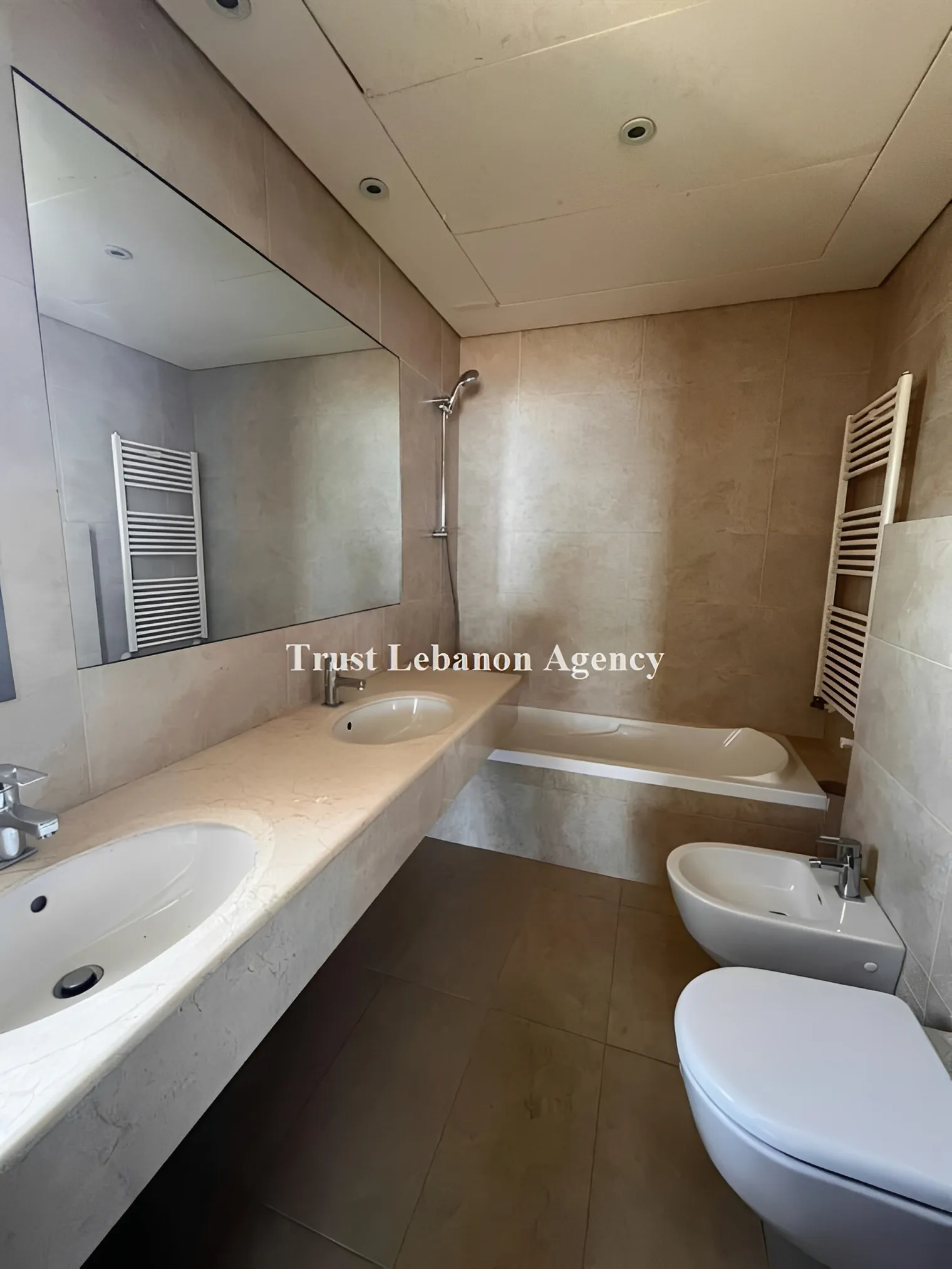 Apartment for Sale in Ashrafieh Beirut Lebanon - 4 bed, 5 bath