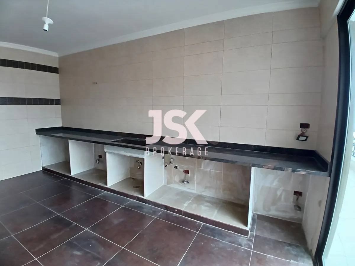 Apartment for Sale in Mazraat Yachoua, Lebanon