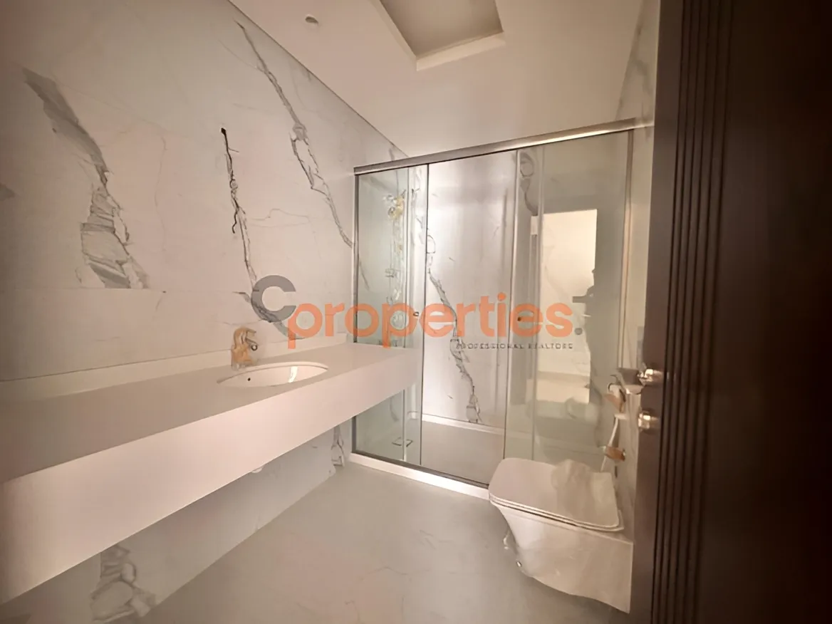Apartment for sale in Ramleh Al Bayda, Beirut, Lebanon