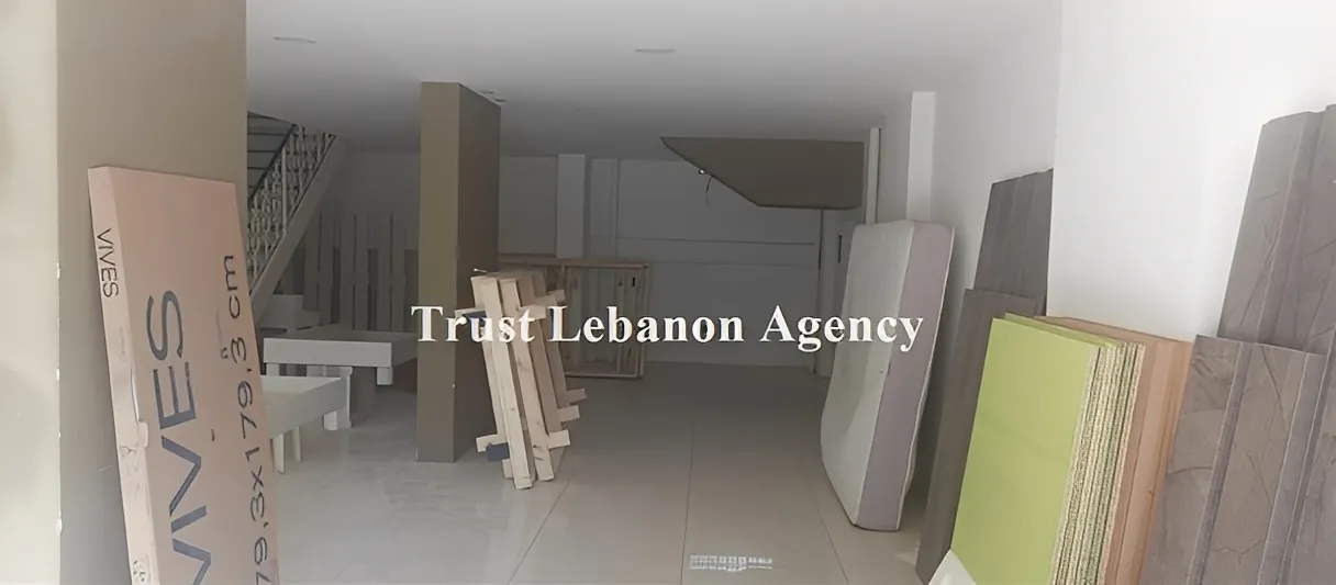 Shop for rent in Metn, Dekweneh