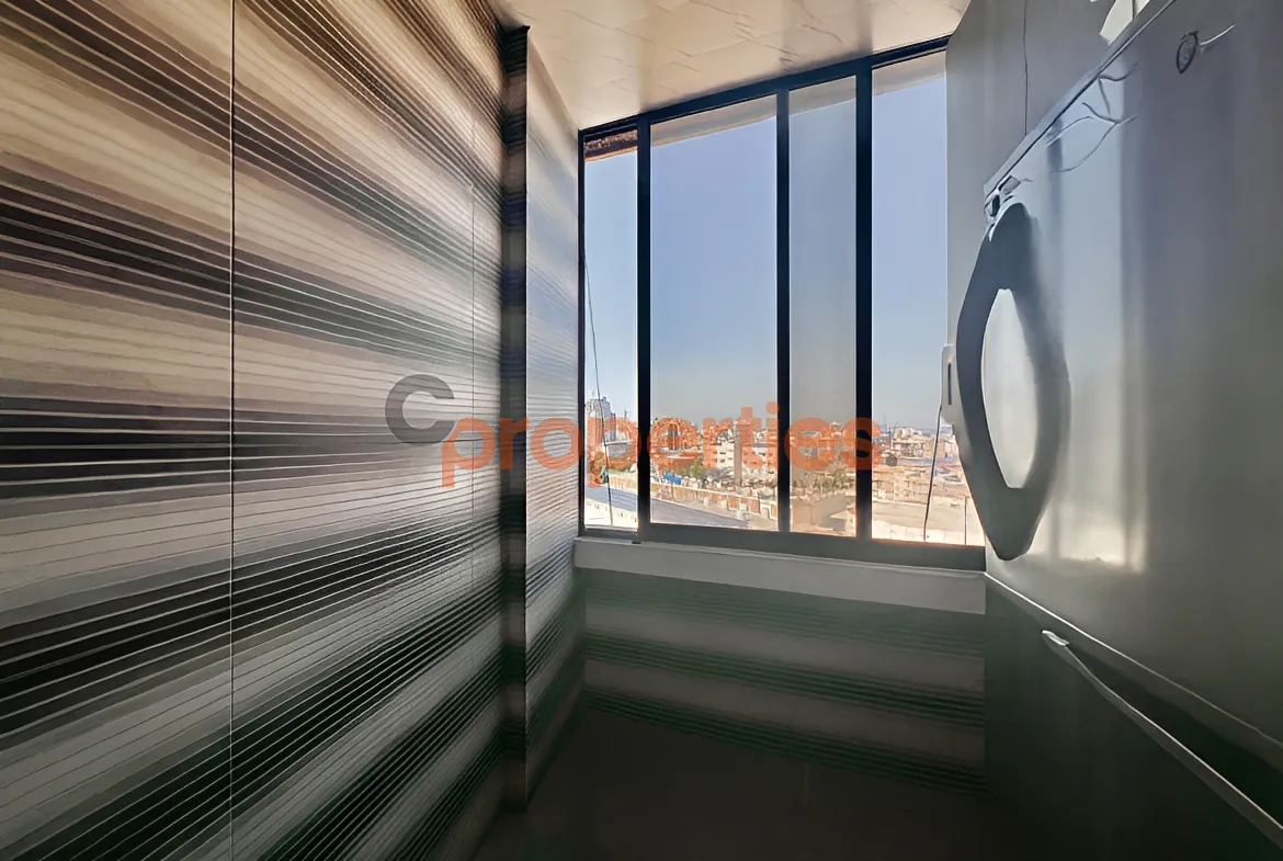 Office for sale in Dekwaneh