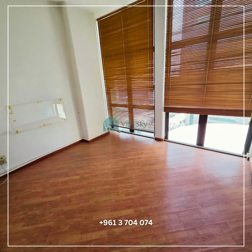 Clinic for rent in Sin El Fil, Lebanon