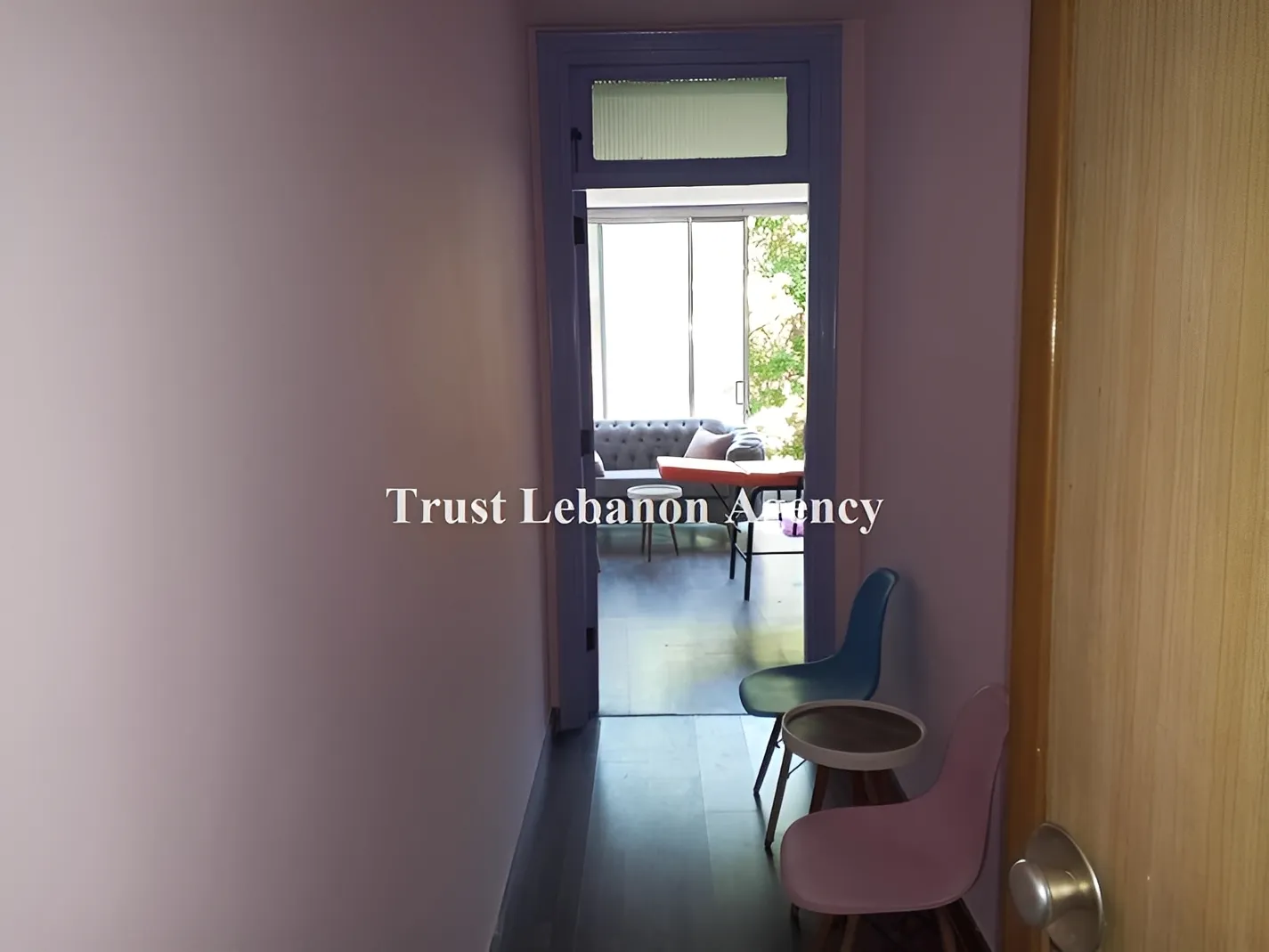 Office for rent in Hamra