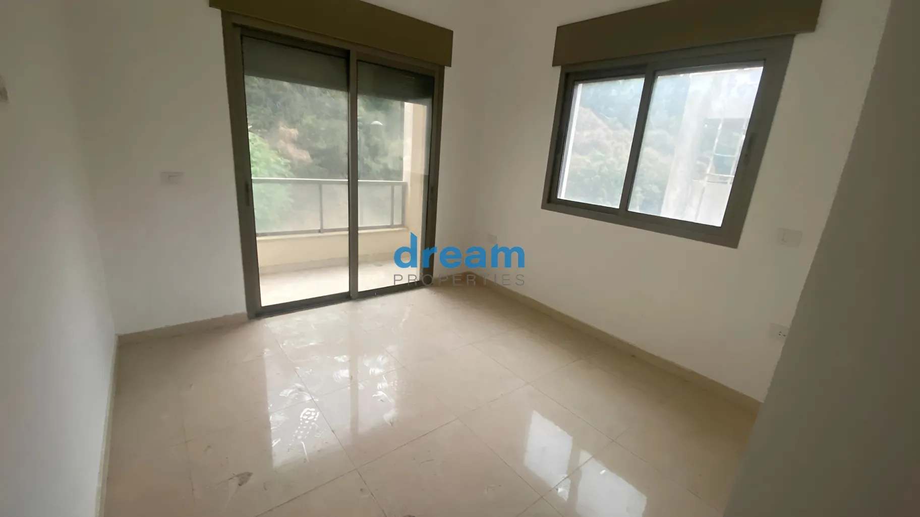 Apartment for sale in Mar Takla, Hazmieh - 2 bed, 4 bath