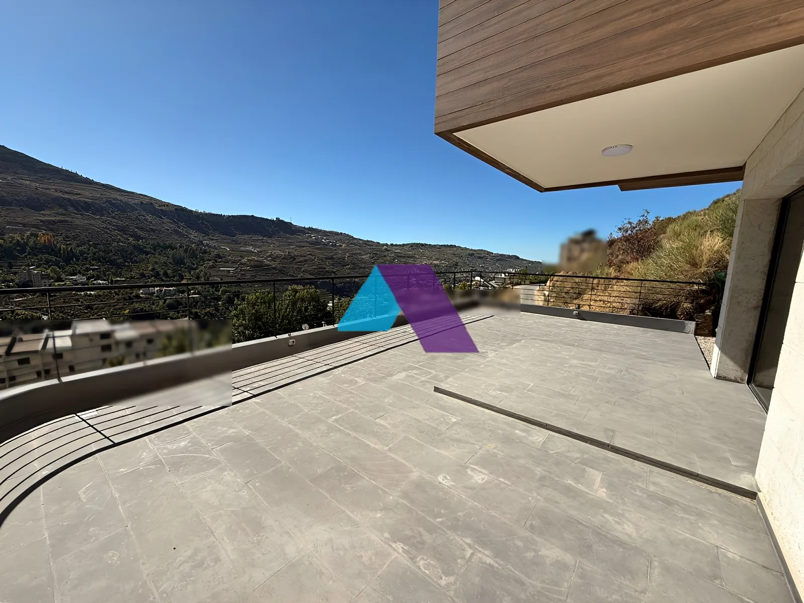 Apartment for Sale in Faraya - 2 bed, 2 bath