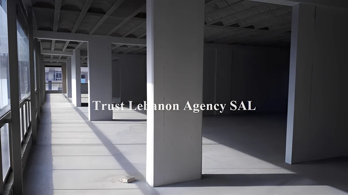 Shop for rent in Baabda, Kfarchima