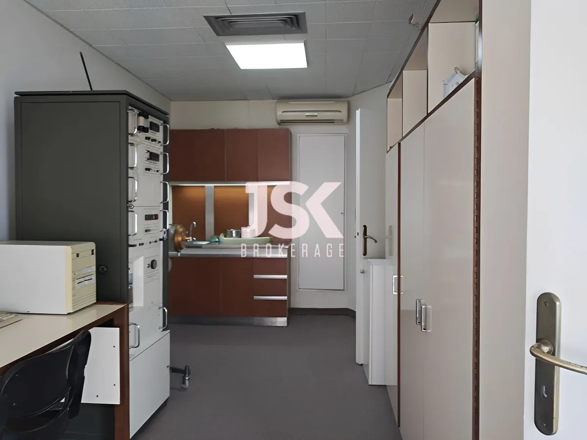 Office for rent in Kaslik