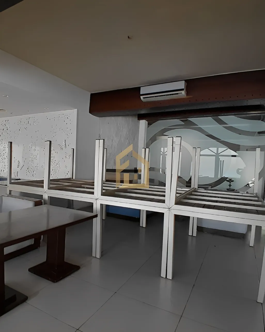 Restaurant for Rent in Aamchit, Lebanon