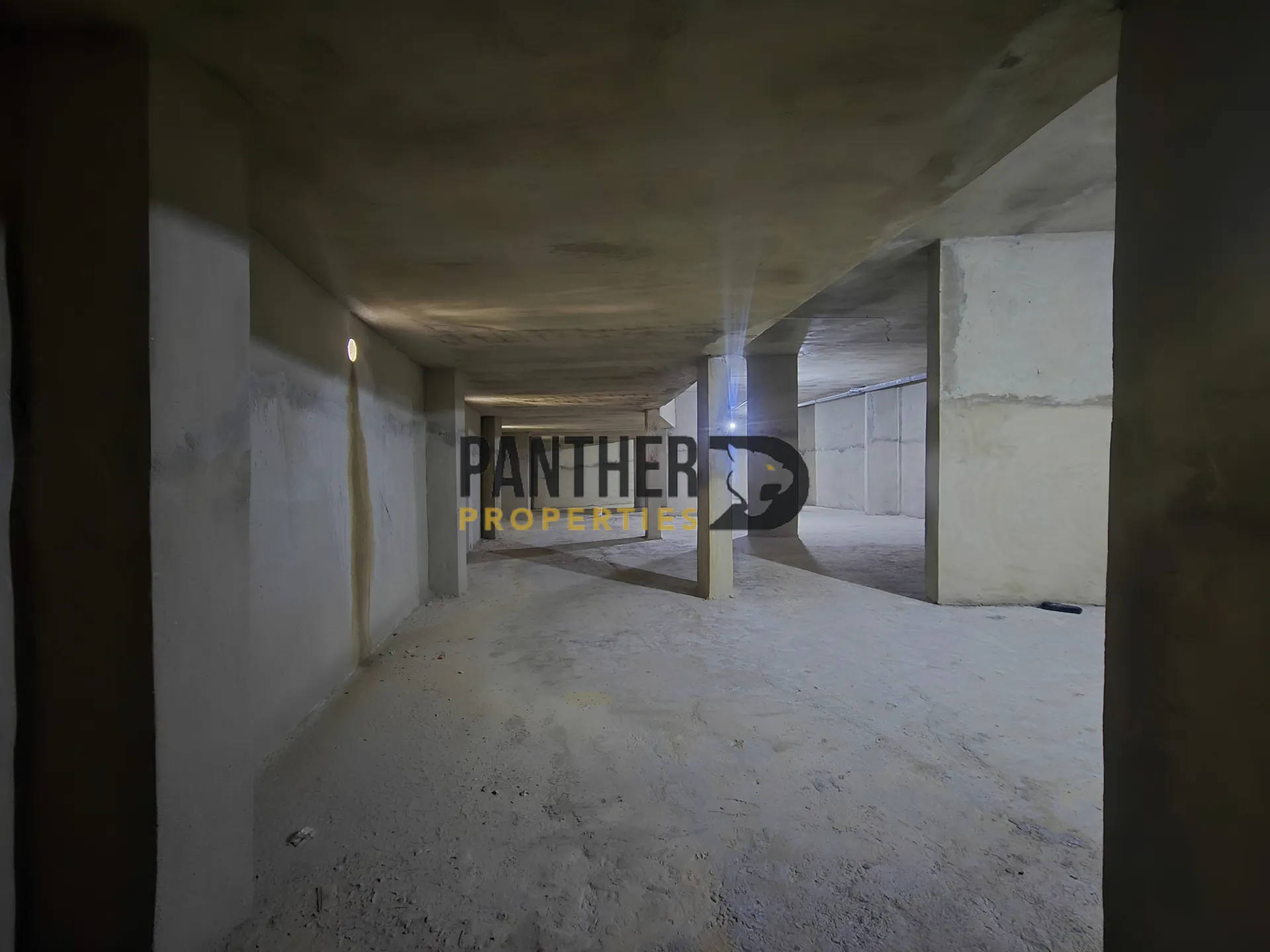 Warehouse for sale in Louaizeh, lebanon